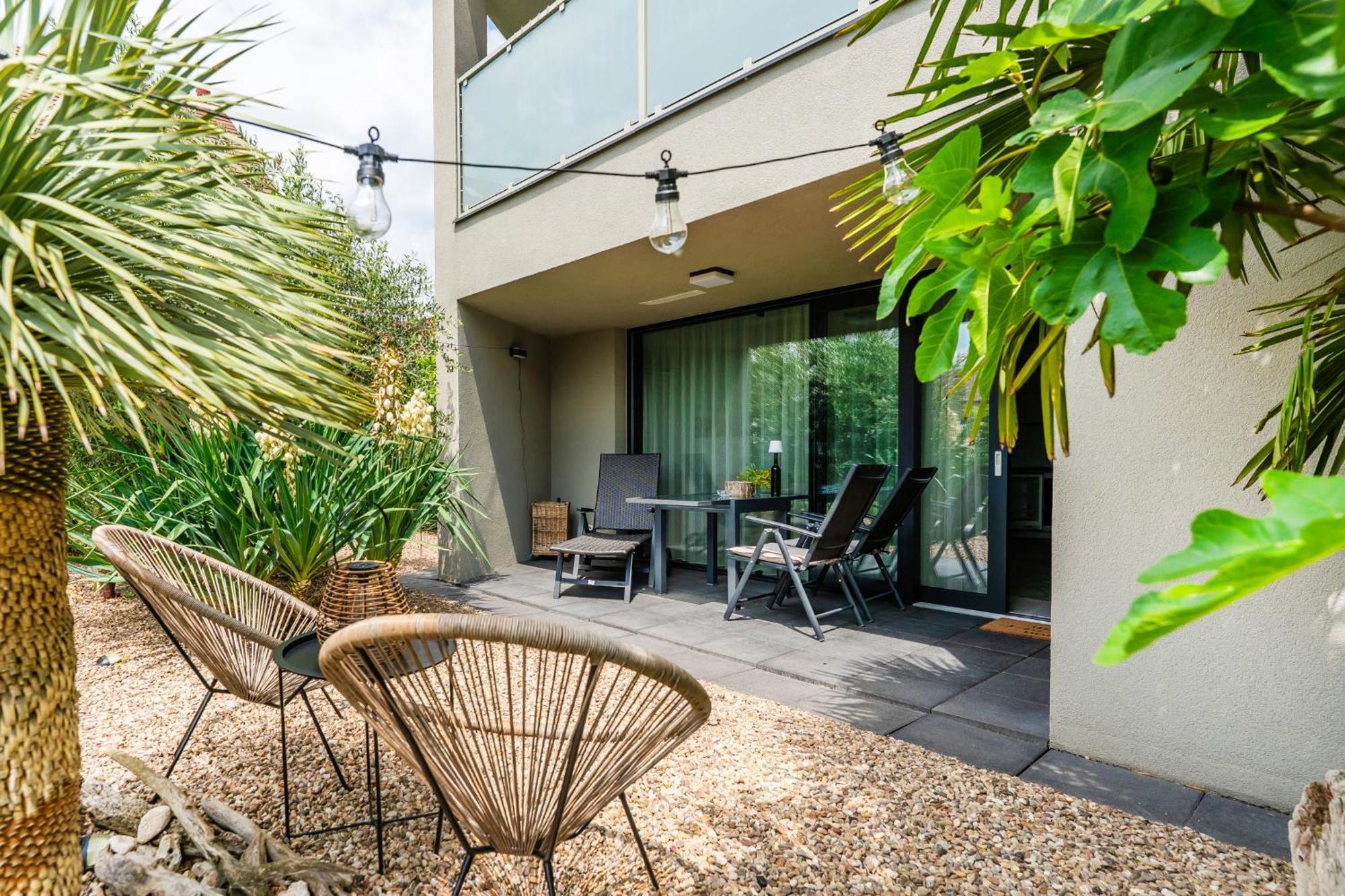 Palm Garden Apartment 2 Mikulov Kültér fotó